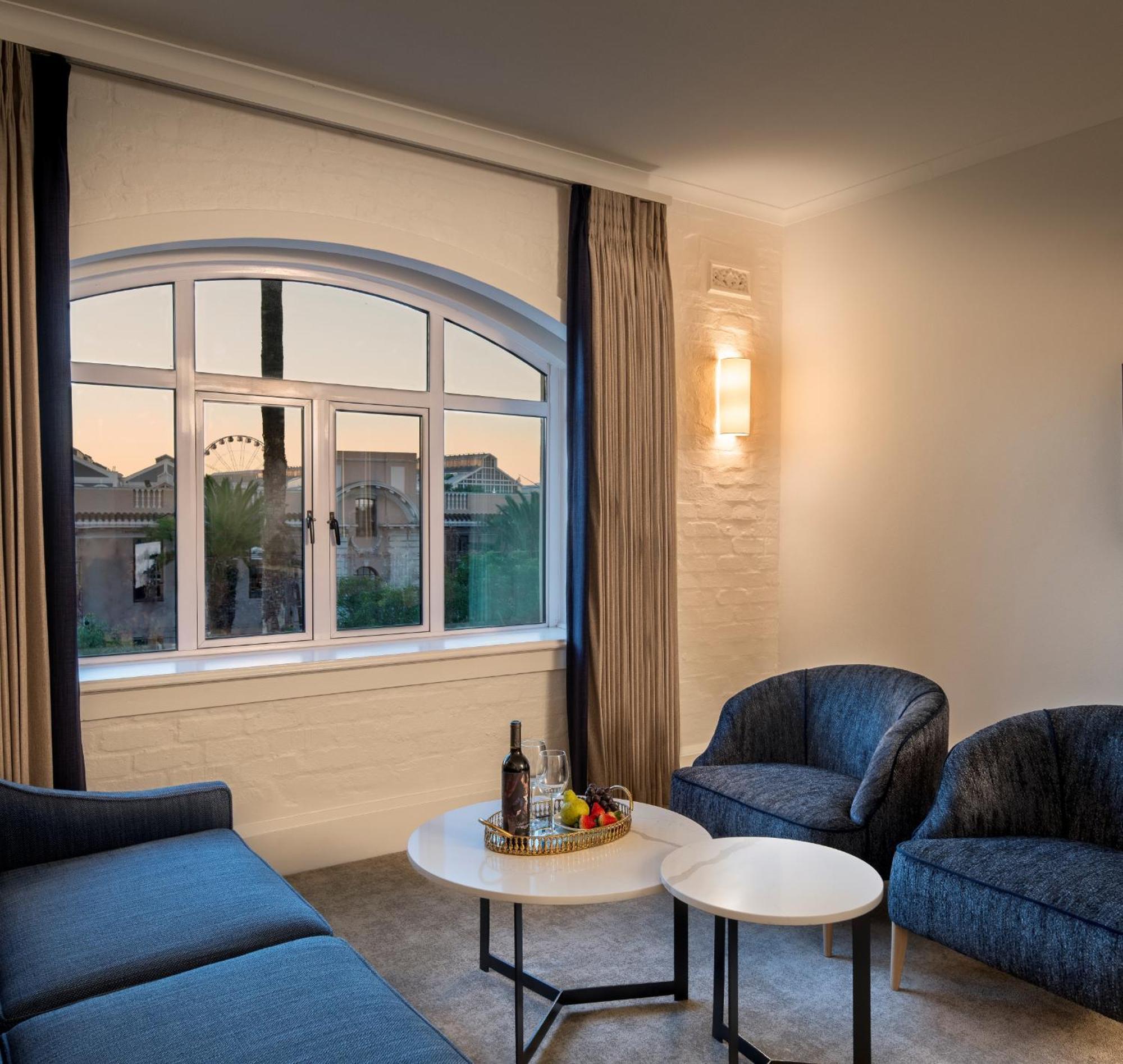 Victoria & Alfred By Newmark Hotel